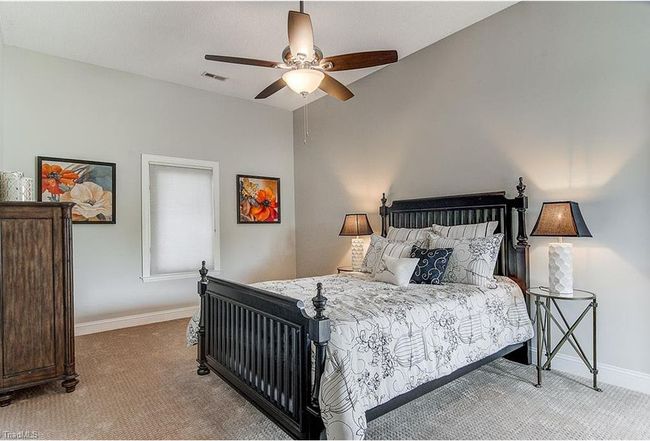 Image of 1042 Rockford Rd