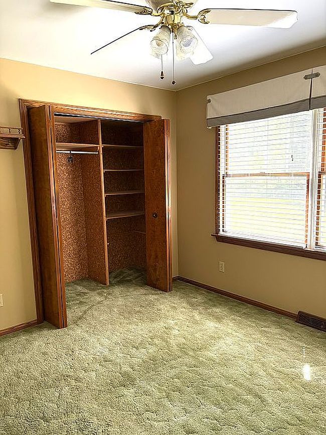 Photo of 15912 Irontree Trl, Newbury, OH