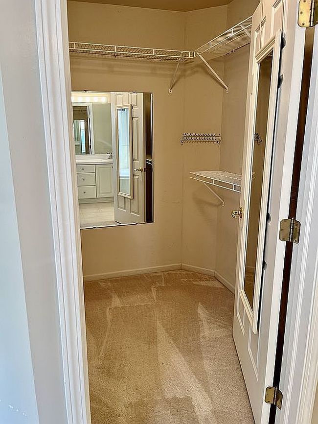 Photo of 5259 Pentwater Dr #24, Howell, MI