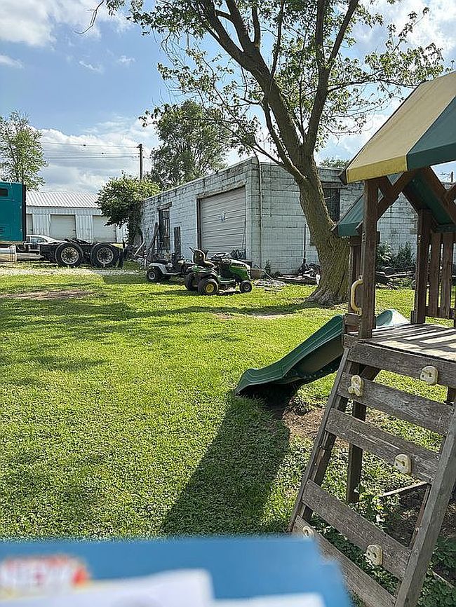 Photo of 55 N Commercial St, Winchester, IL