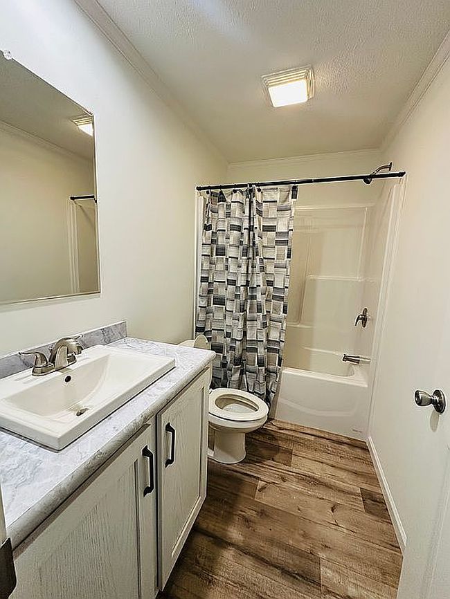Photo of 49 Rockland Ave, Clarence, NY
