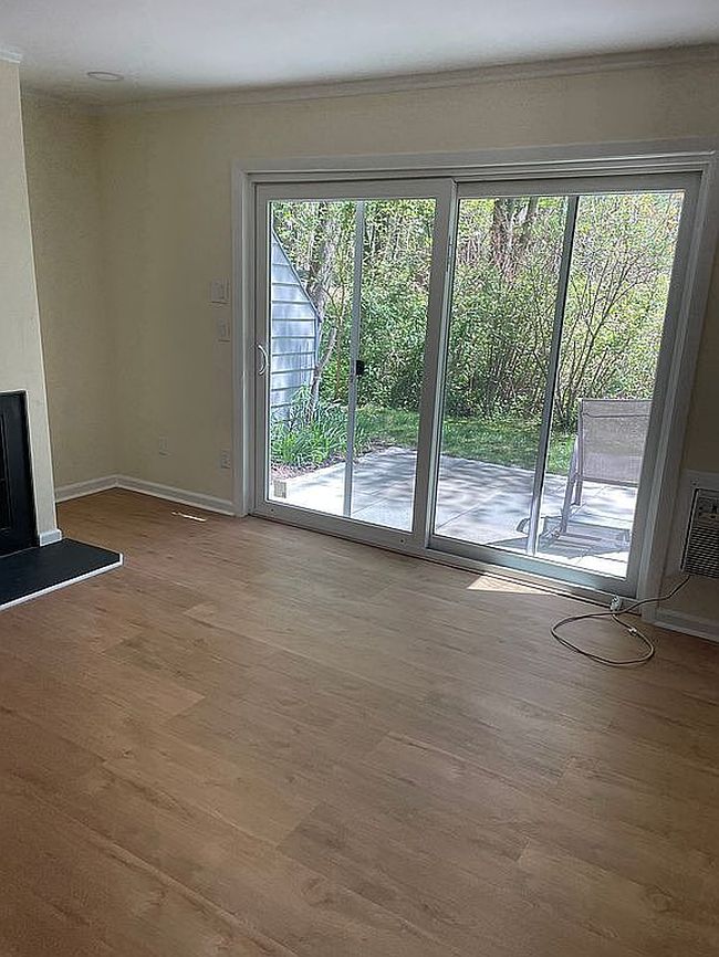 Image of 267 W Cedar St #B-1