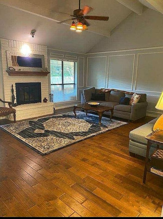 Image of 205 Ne Brushy Mound Rd