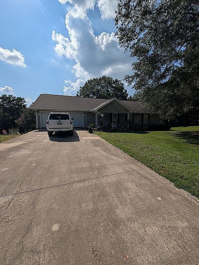 Photo of 123 Willow Gln