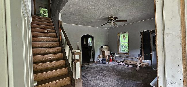 Photo of 397 Ridge Ave, Weirton, WV