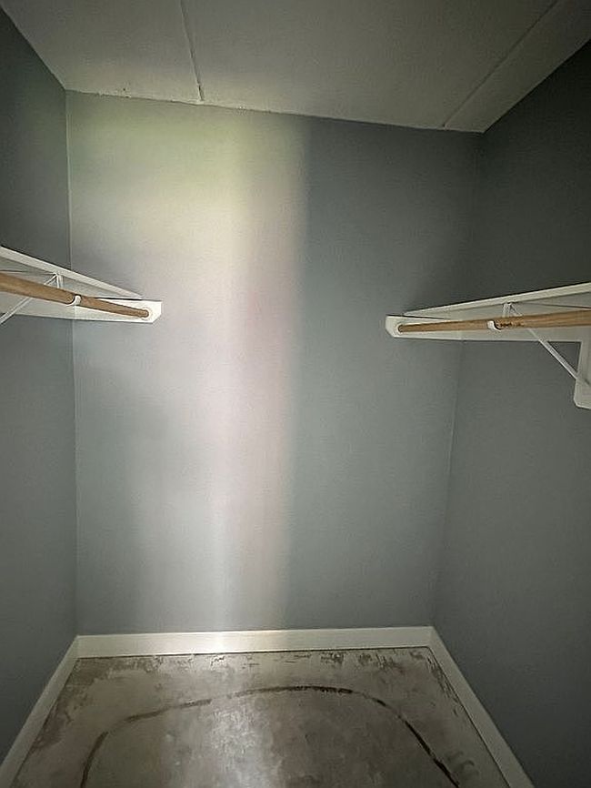 Photo of 8360 12th St N Apt D, Saint Petersburg, FL