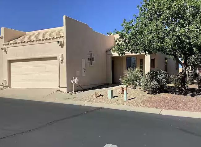 Photo of 536 W Deerview Ct, Green Valley, AZ
