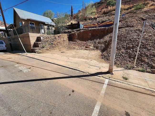 Photo of 134 Naco Rd, Bisbee, AZ