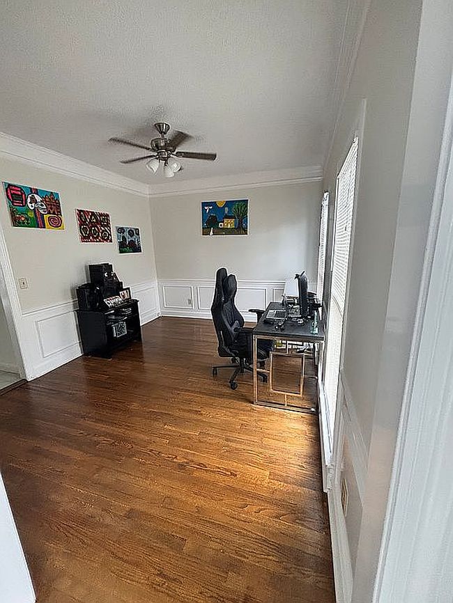 Image of 146 Waterbury Dr