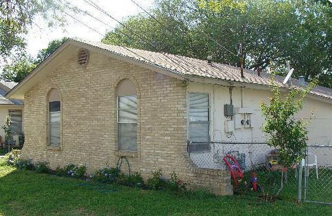 Image of 101 Avenue F #A