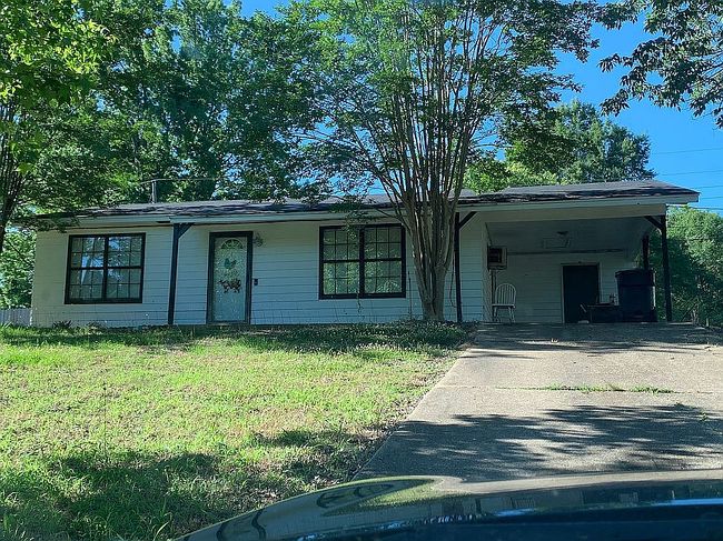 Photo of 104 Cedar Dr, Booneville, MS