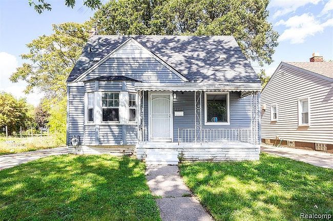 Image of 16011 Manning St