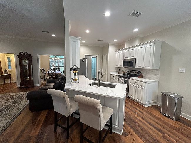 Photo of 10471 Windmill Rd, Fairhope, AL