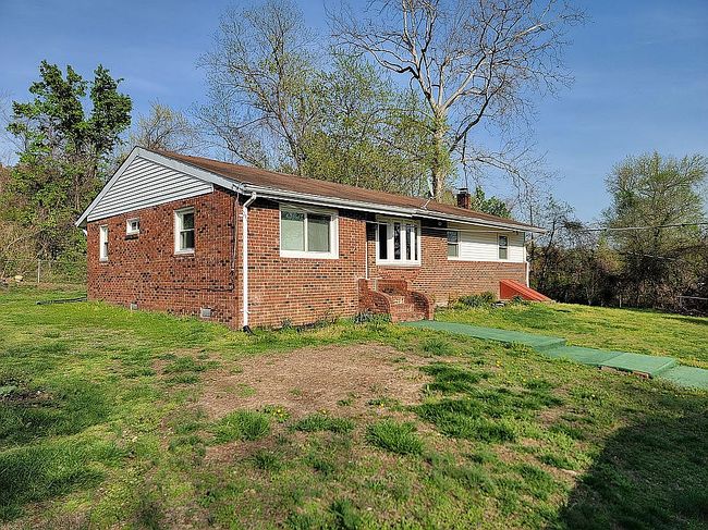 Image of 10816 Livingston Rd