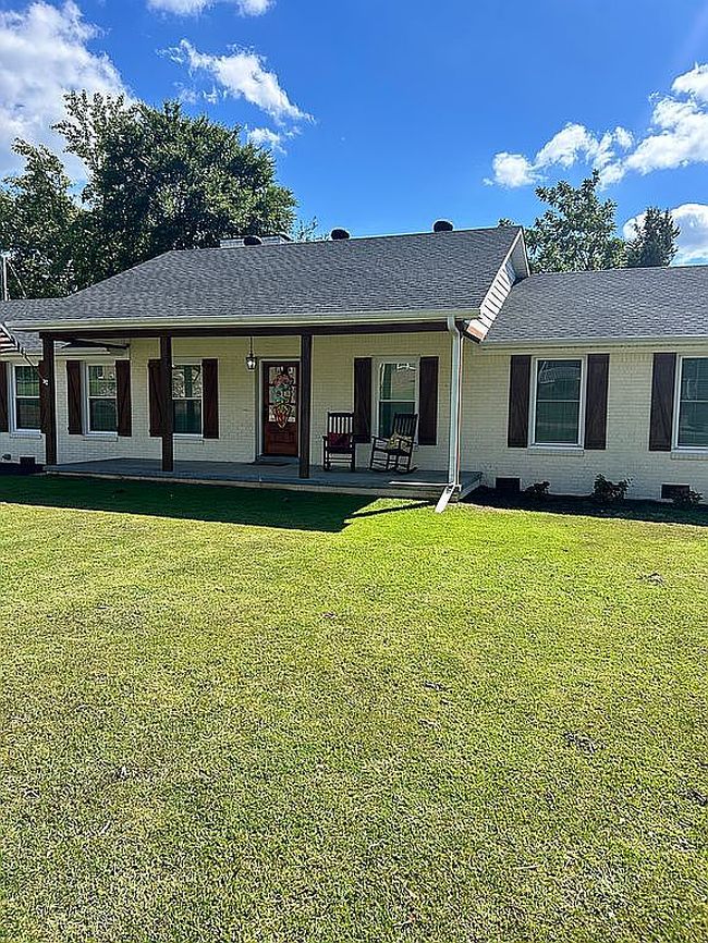 Photo of 57 Lakeview Dr