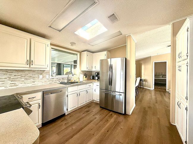 Preview of property located at 829 Sun Glow St