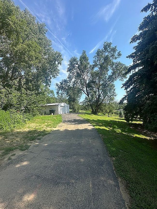 Photo of 1176 Barker Ave, Sioux City, IA