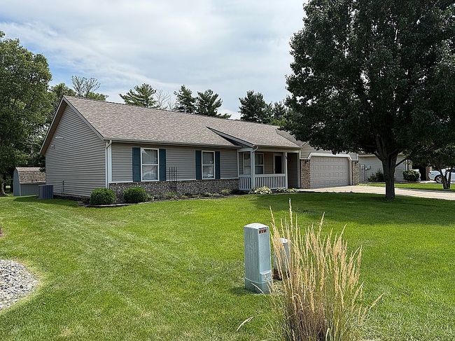 Photo of 21 S Brookfield Dr, Lafayette, IN