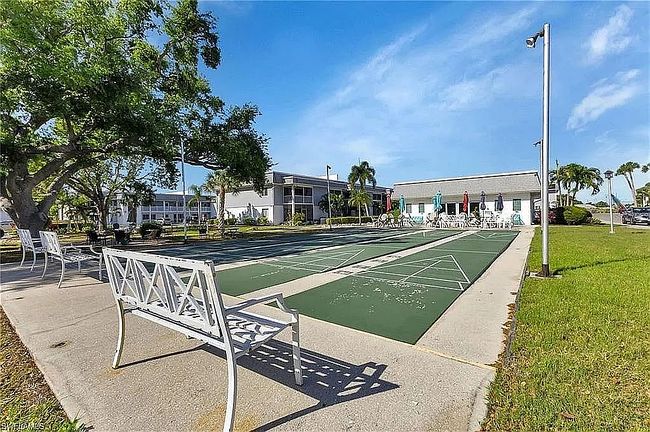 Image of 22375 Edgewater Dr Unit 124