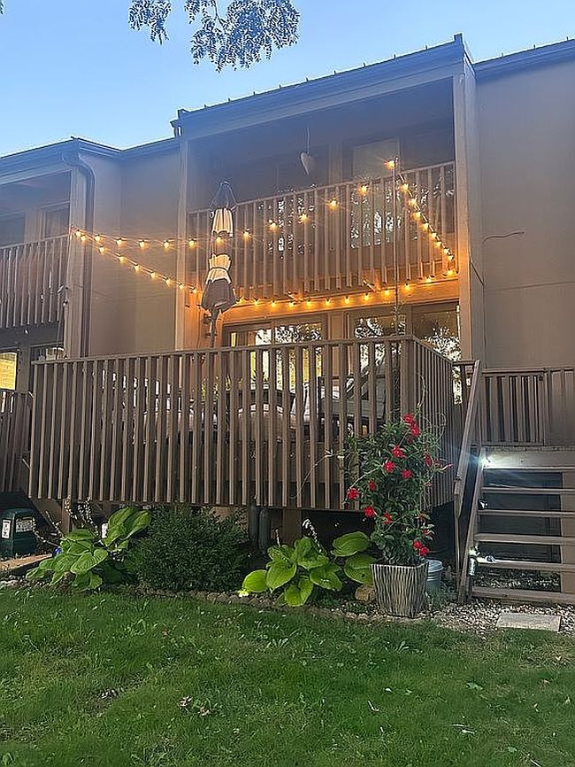 Photo of 2700 N Shore Dr Unit L32, Clear Lake, IA