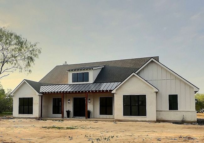 Additional photo 2 of property located at 1186 Old Pearsall Rd