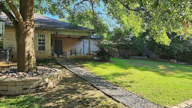 Image of 2810 Olive St