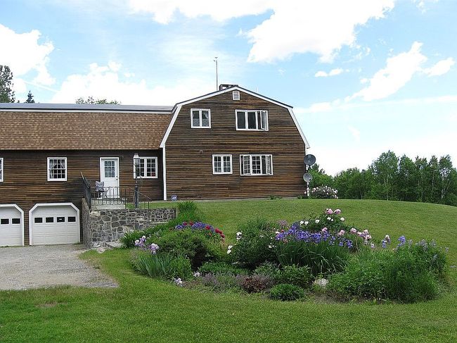 Photo of 921 Rowell Rd, Corinth, VT