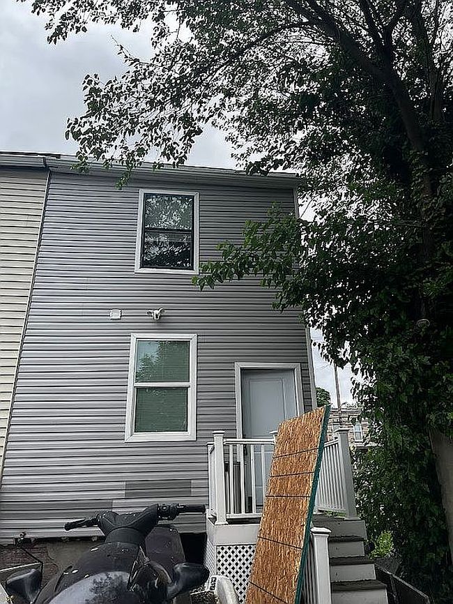 Photo of 4025 Pennington Ave, Baltimore, MD