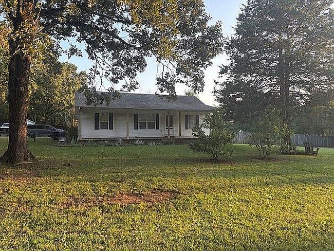 Photo of 141 Timberline Dr