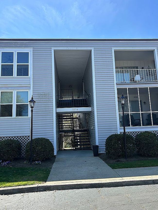 Image of 325 Laurens St Sw Apt D8