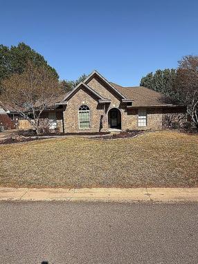 Preview of property located at 902 Heather Cir