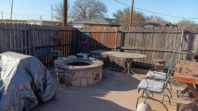 Photo of 1 Mark Ln, Electra, TX