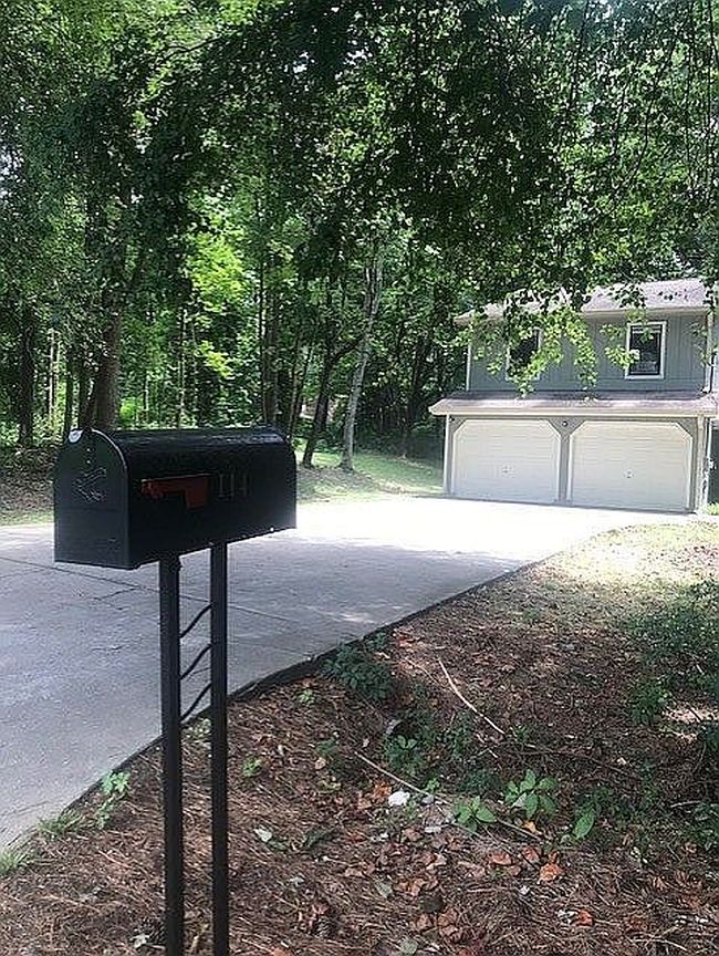 Photo of 114 Claire Dr, Carrollton, GA