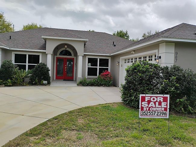 Additional photo 1 of property located at 987 Princeton Dr