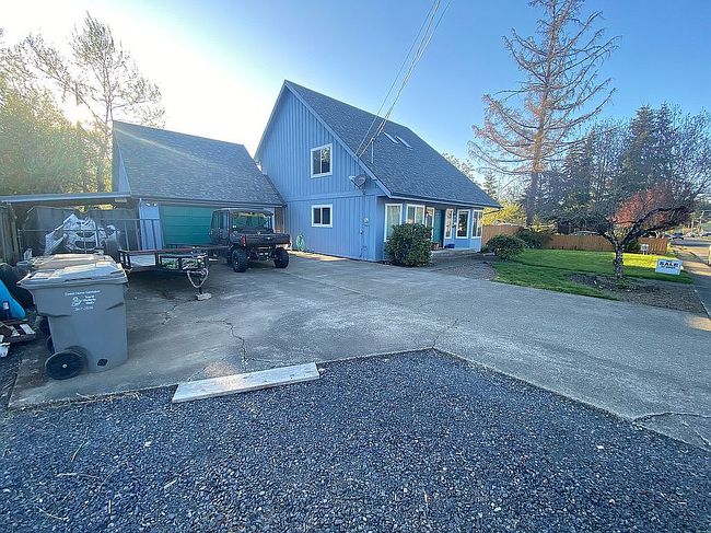 Additional photo 1 of property located at 1162 1st Ave