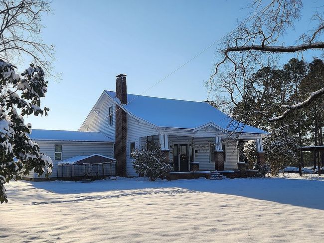 Photo of 95 Mccormick Ave, Hawkinsville, GA