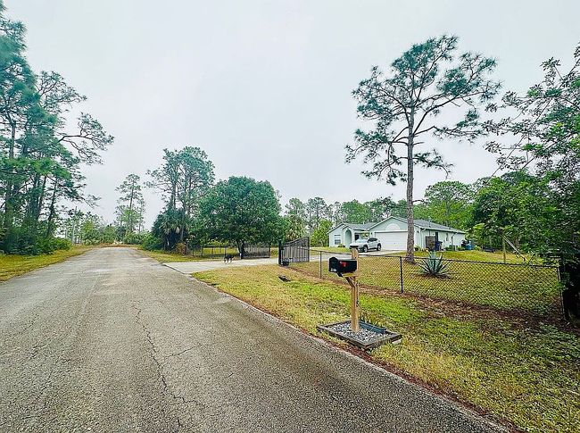 Image of 2118 Moore Ave
