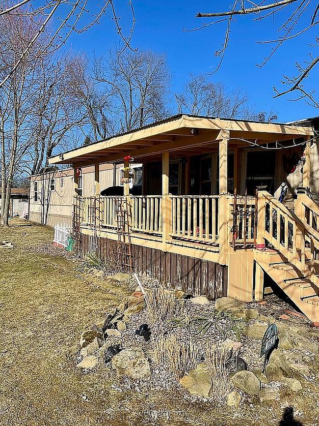 Image of 163 Rolling Valley Ln