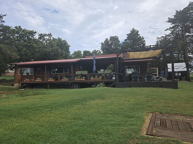 Image of 19724 Waldon Rd