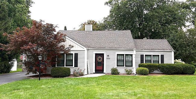 Photo of 12323 S 75th Ave