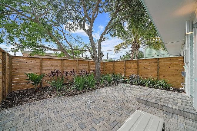 Photo of 430 N K St, Lake Worth, FL