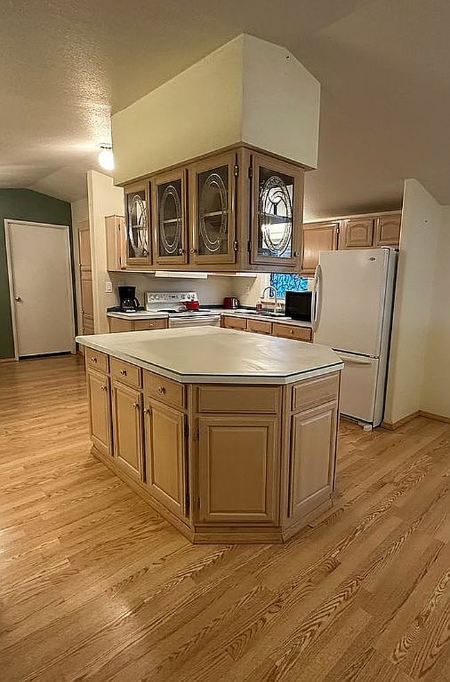Photo of 2779 W 8th St Lot 421B