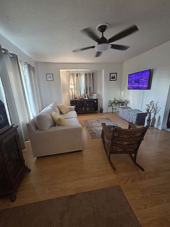 Photo of 129 N 500 W, Vernal, UT
