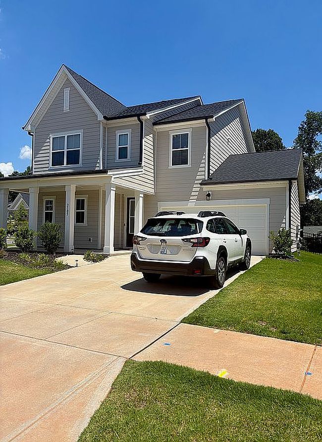 Photo of 2105 Moss Bluff Dr