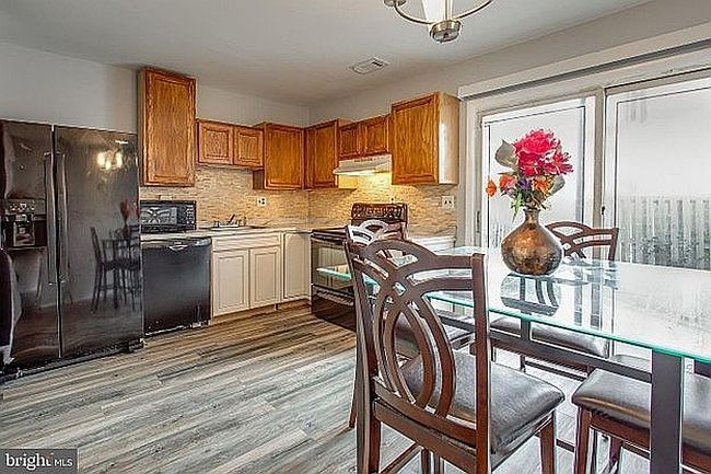 Photo of 11796 Oak Manor Dr, Waldorf, MD