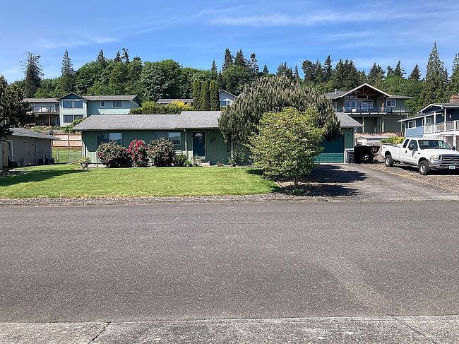 Photo of 1865 7th St, Columbia City, OR