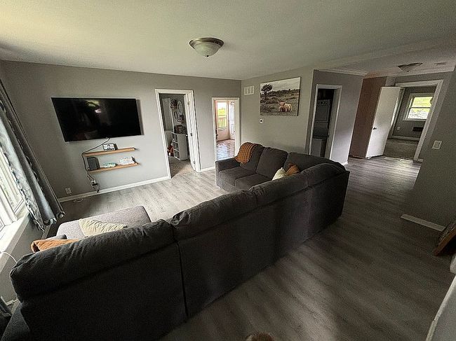Image of 406 S B St