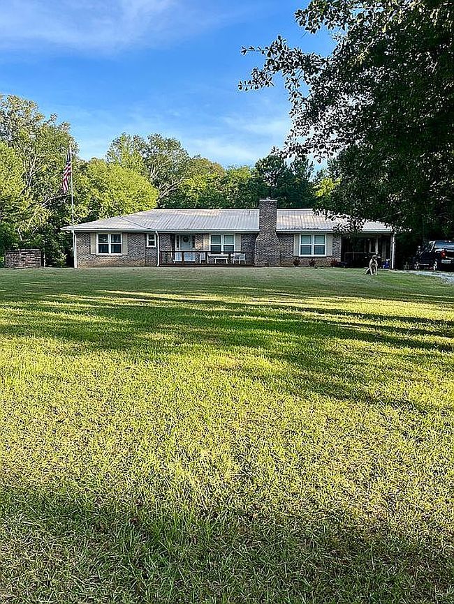 Photo of 848 Refuge Rd, Lincoln, AL