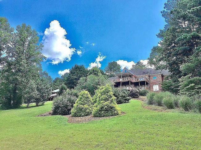 Image of 221 Sunset Valley Cir