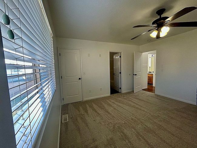 Image of 2178 E Saddleback View Dr